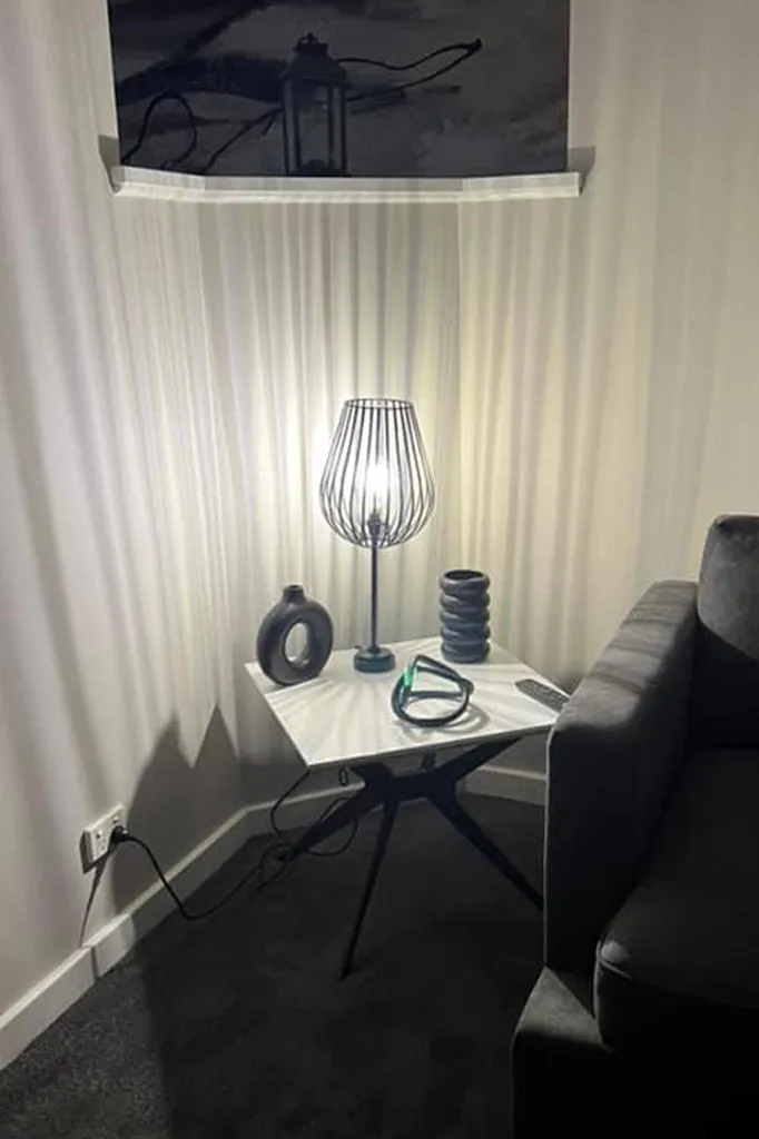 Black Cage Table Lamp